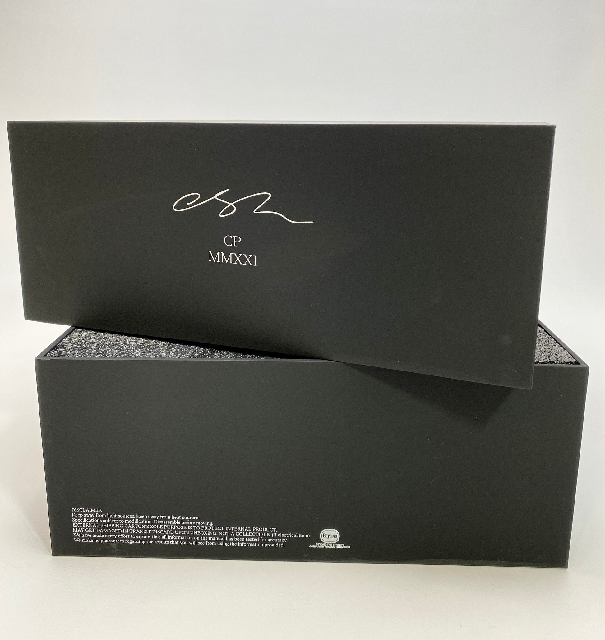 Cleon Peterson Live to Kill Flower Vase Box Details