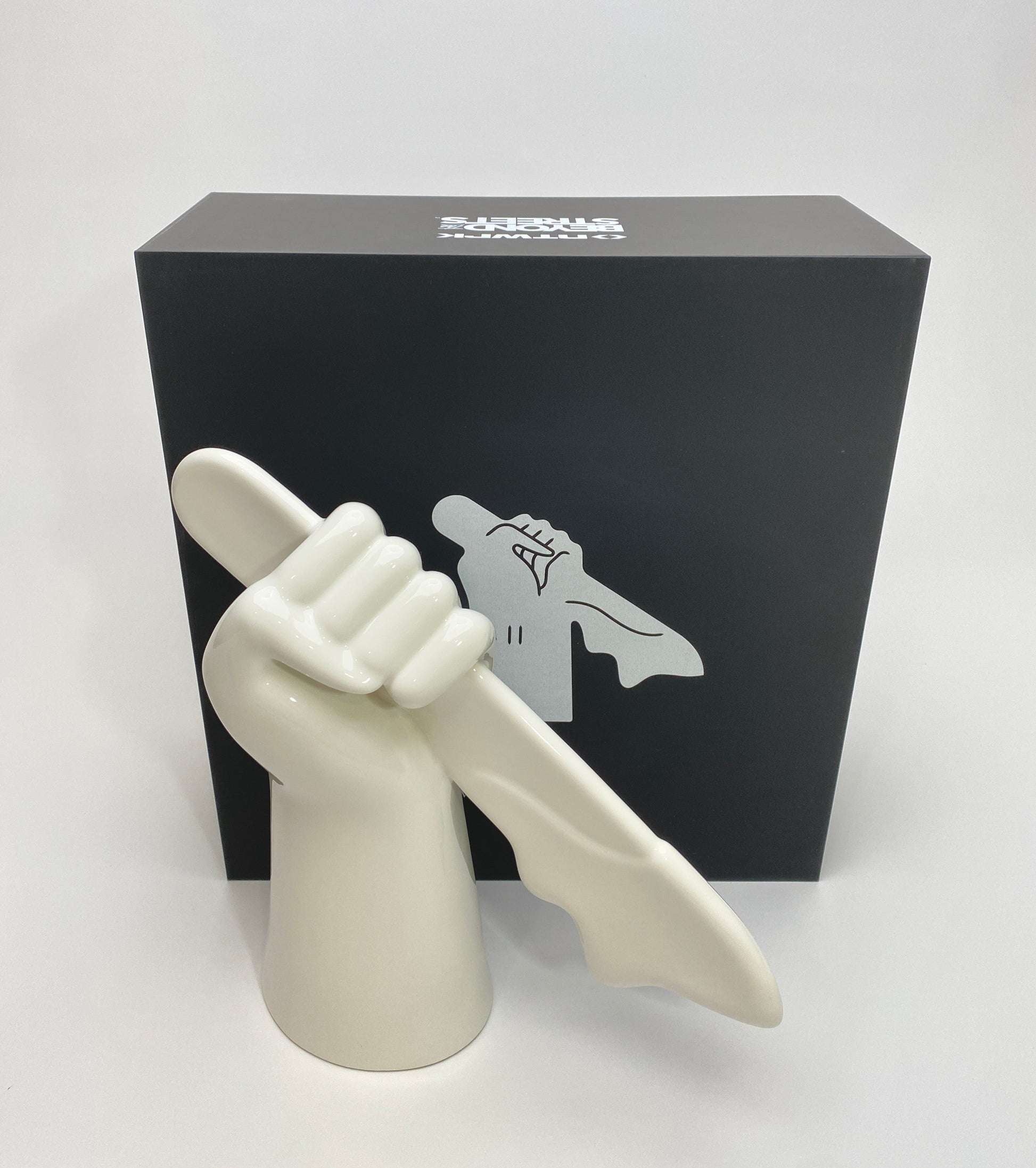 Cleon Peterson Live to Kill Flower Vase Front