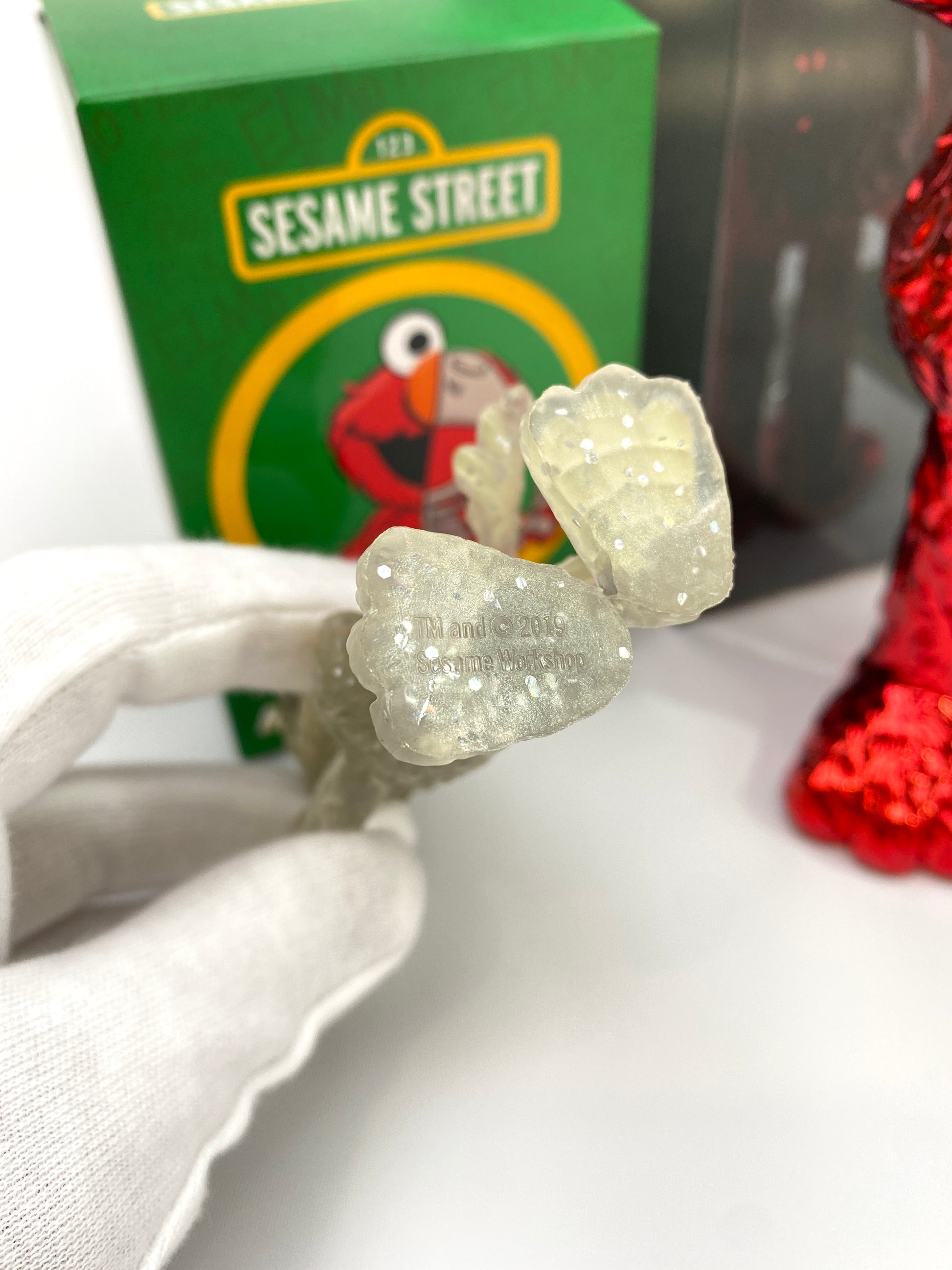 Mighty Jaxx XXRay Jason Freeny Elmo Clear Glitter Label on Foot