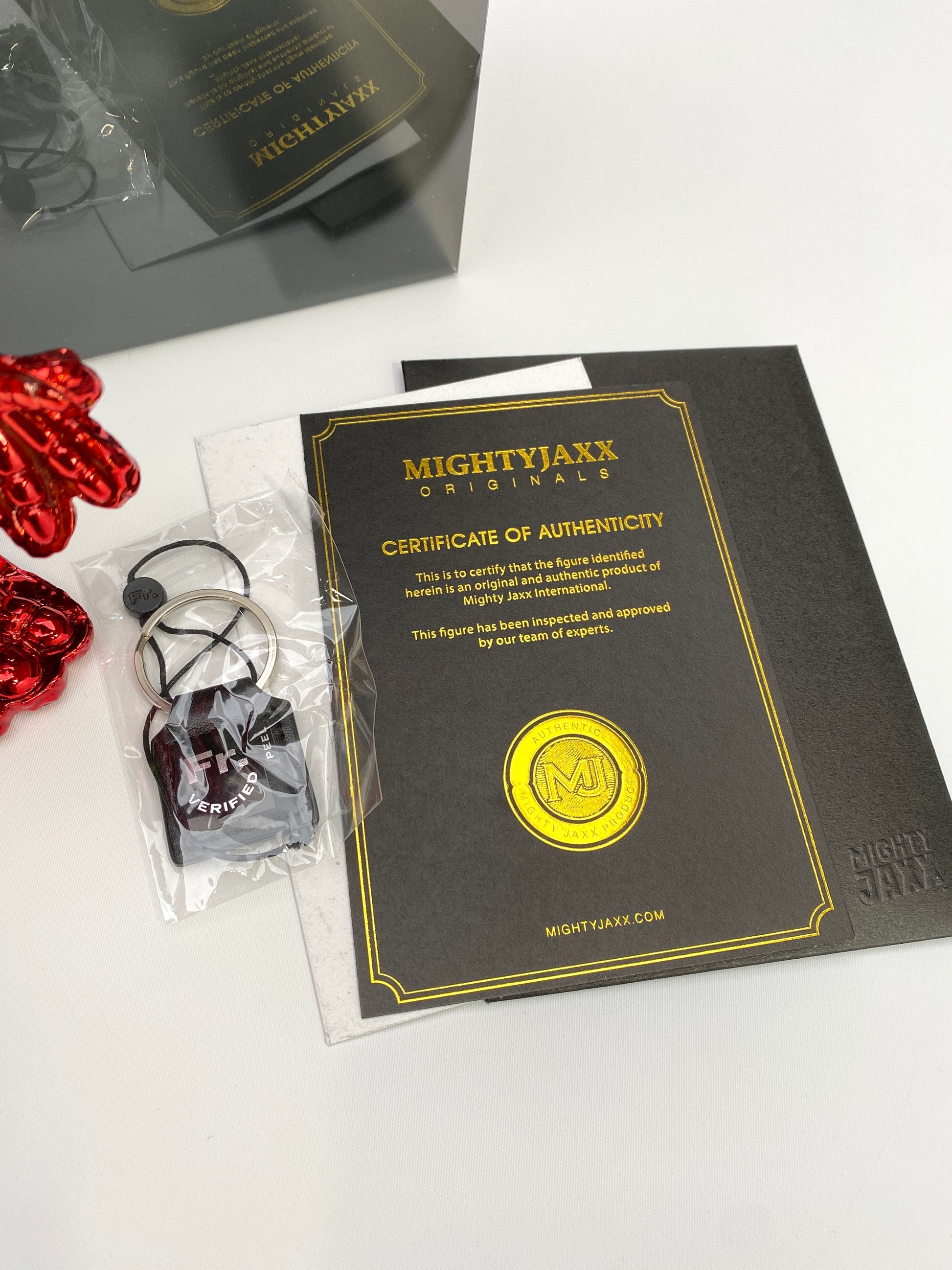 Mighty Jaxx XXRay Jason Freeny Elmo Chrome Red and Clear Glitter Certificate of Authenticity