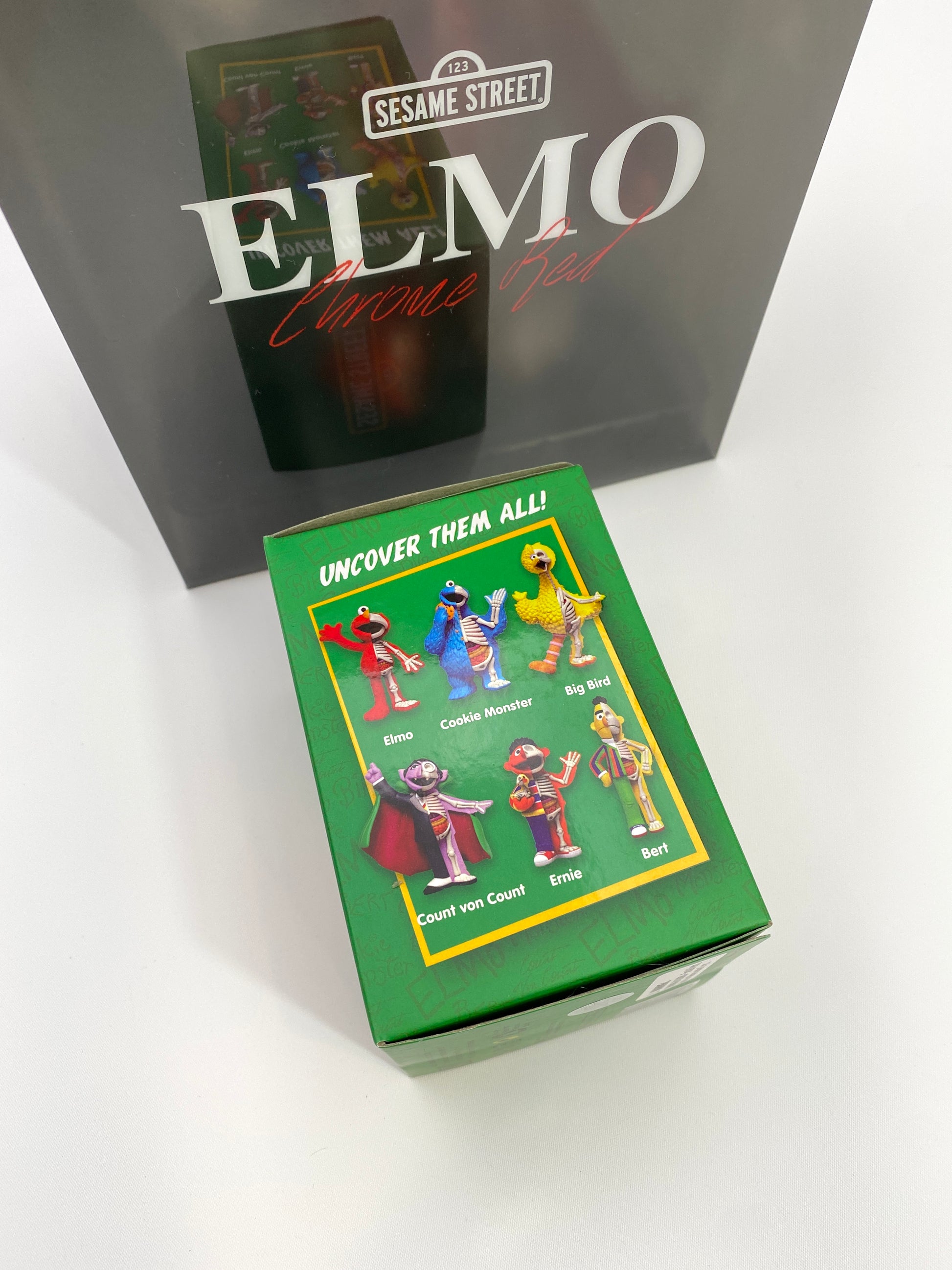 Mighty Jaxx XXRay Jason Freeny Elmo Clear Glitter Box Side